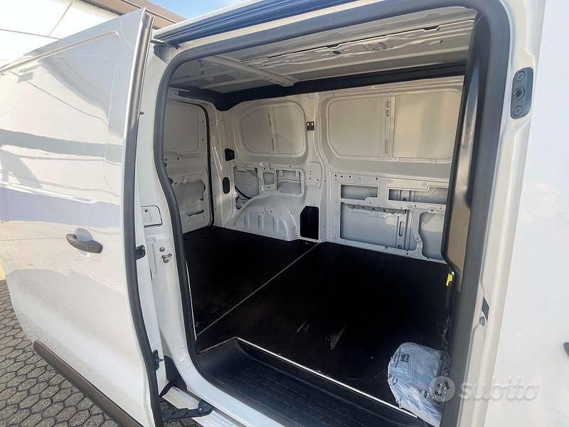 Usata Peugeot Expert 125 CV (91 kW) 2018 Bianco Furgone