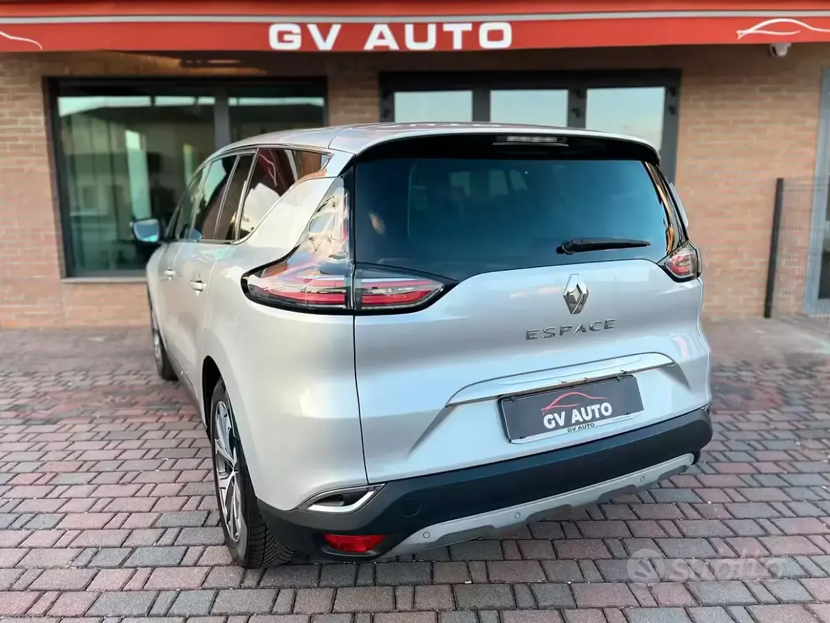 Usata Renault Espace Initiale Paris 160 CV (117 kW) 2016 Grigio Monovolume