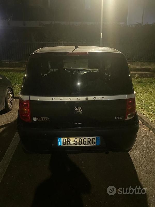 Usata Peugeot 1007 88 CV (64 kW) 2008 Monovolume