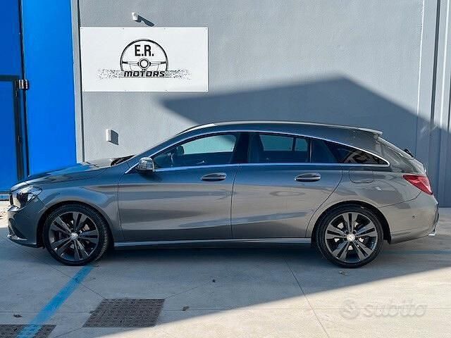 Usata Mercedes CLA220 176 CV (129 kW) 2015 Grigio Berlina