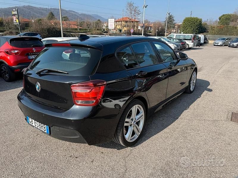 Usata BMW 118 Sport Line 149 CV (109 kW) 2015 Nero Utilitaria