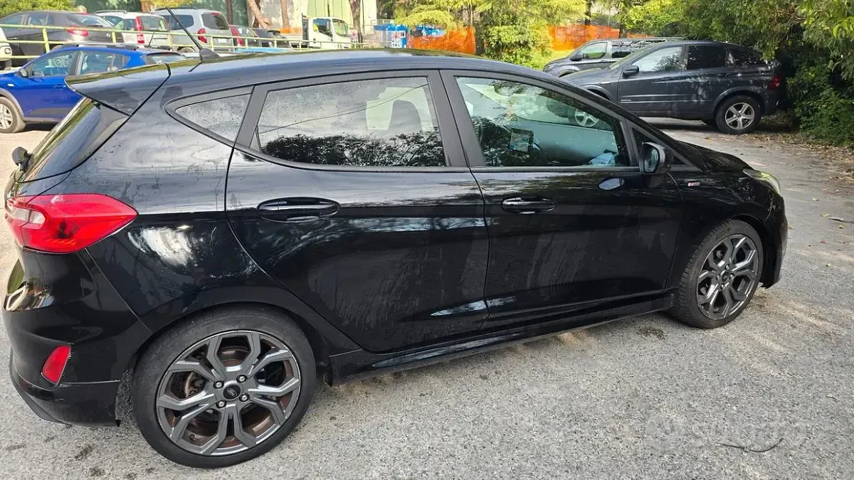 Usata Ford Fiesta ST-Line 86 CV (63 kW) 2019 Nero Utilitaria