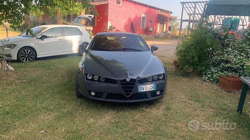 Usata Alfa Romeo Brera 170 CV (125 kW) 2010 Grigio Coupé
