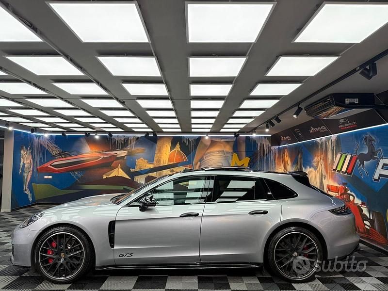 Usata Porsche Panamera Sport Turismo 480 CV (353 kW) 2020 Grigio Station wagon