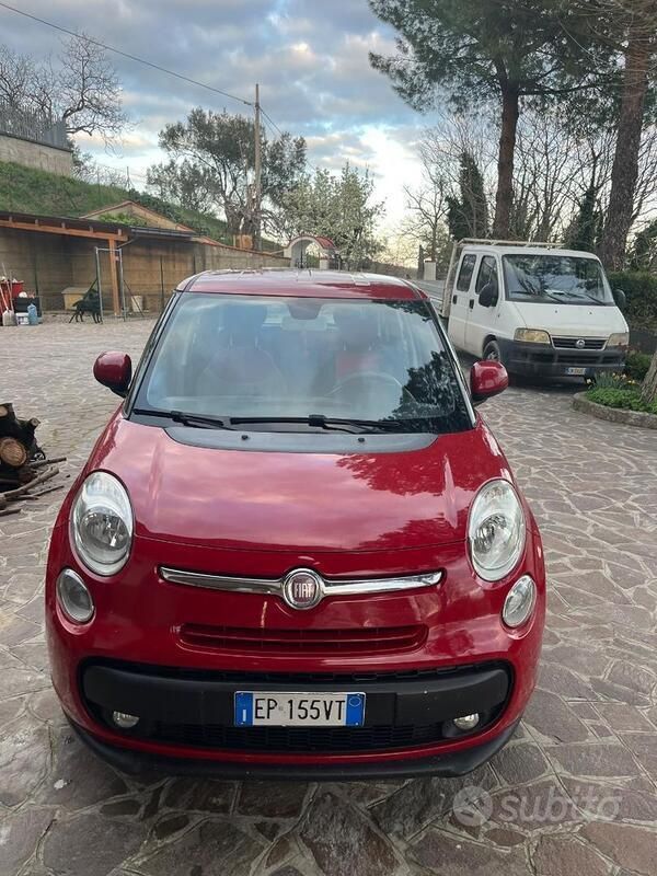 Rosso Usata 2013 Fiat 500L Monovolume | 4500 € - Immagine 1/4