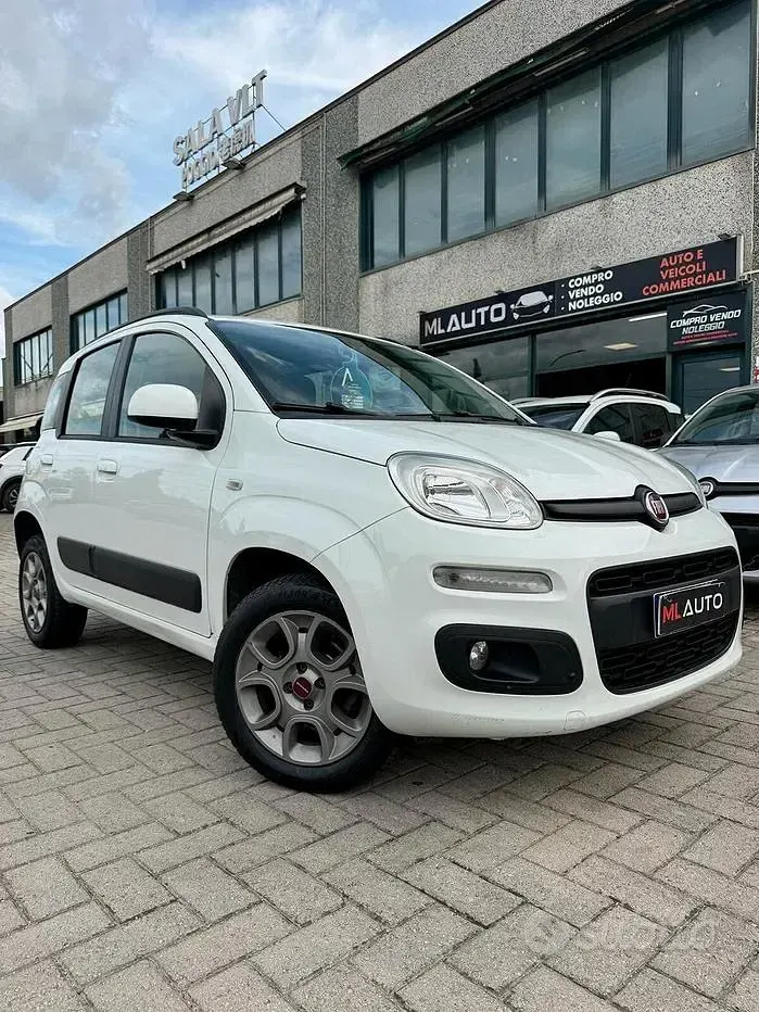 Usata Fiat Panda Lounge 85 CV (62 kW) 2016 Utilitaria
