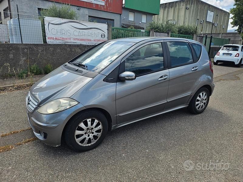 Usata Mercedes A180 Elegance 108 CV (79 kW) 2006 Grigio Berlina