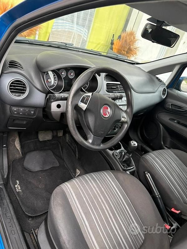 Usata Fiat Punto 2011 Berlina