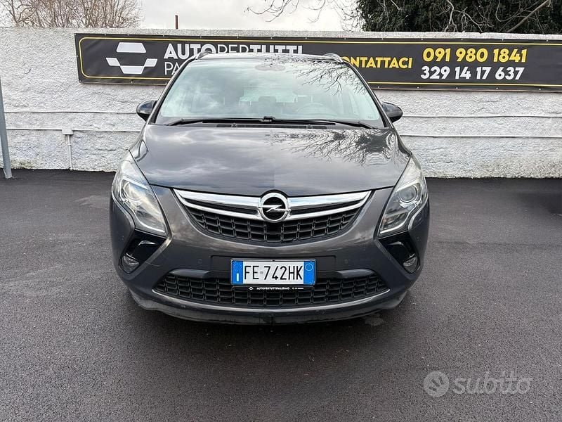 Usata Opel Zafira Cosmo 131 CV (96 kW) 2016 Grigio Monovolume
