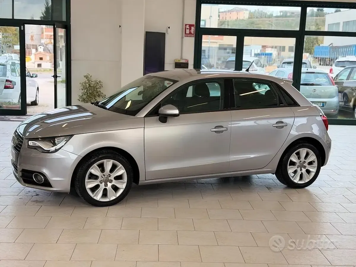 Usata Audi A1 Ambition 95 CV (69 kW) 2015 Grigio Utilitaria