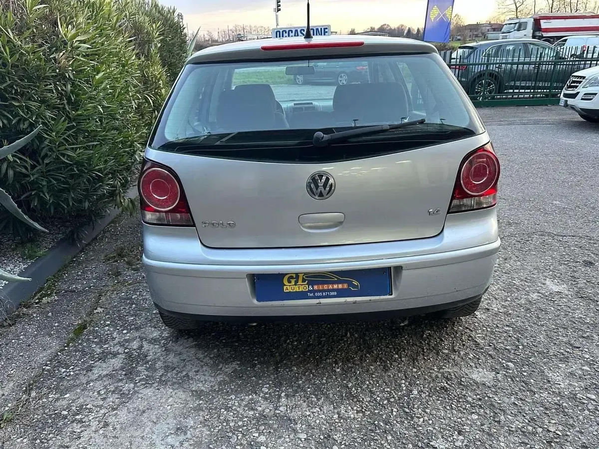 Usata VW Polo 80 CV (58 kW) 2009 Argento Utilitaria