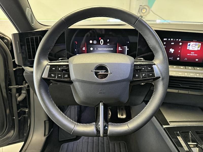 Usata Opel Astra Ultimate 131 CV (96 kW) 2024 Nero Station wagon