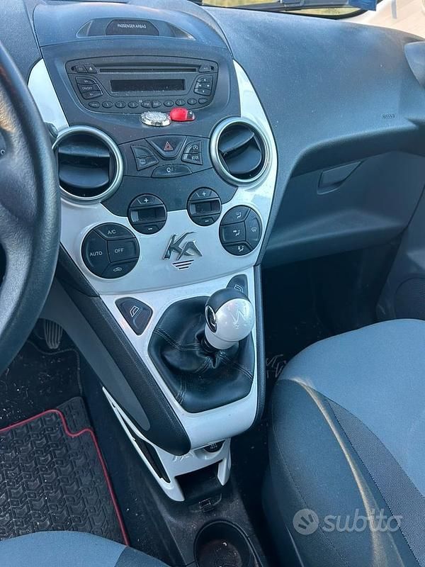 Usata Ford Ka 69 CV (50 kW) 2016 Berlina