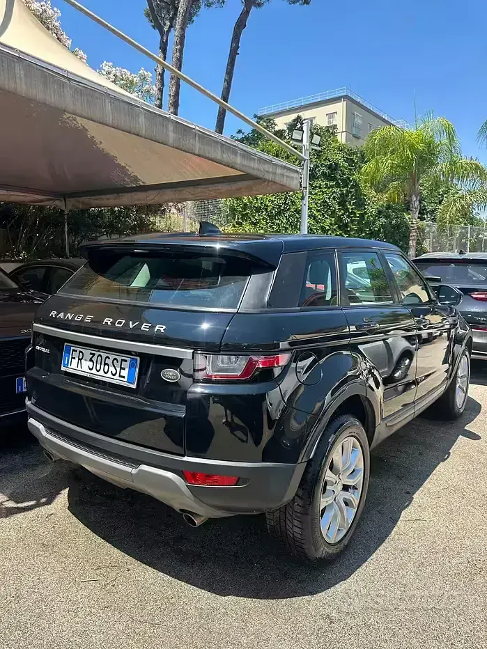 Usata Land Rover Range Rover evoque HSE 150 CV (110 kW) 2018 Nero SUV