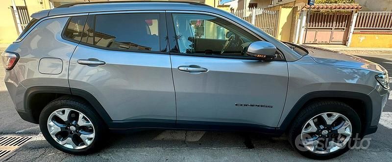 Usata Jeep Compass Limited 120 CV (88 kW) 2019 Grigio SUV