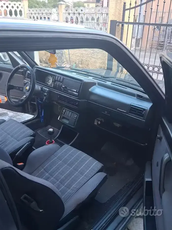 Usata VW Golf II GTI 110 CV (80 kW) 1990 Utilitaria