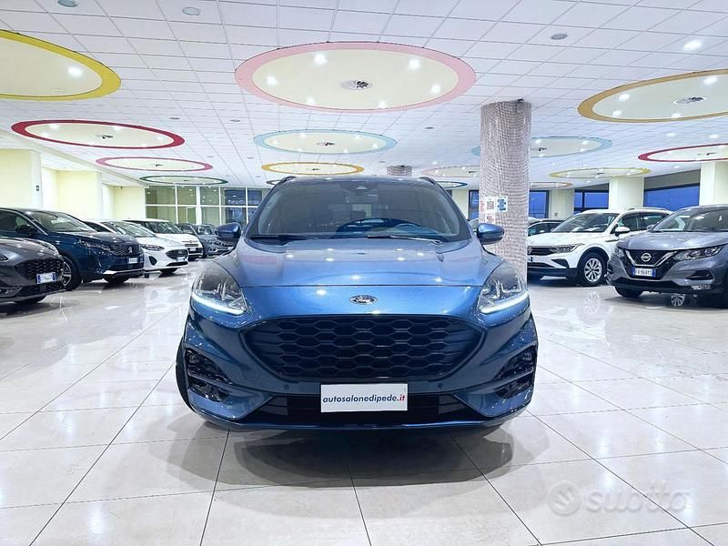 Usata Ford Kuga ST-Line X 120 CV (88 kW) 2024 Blu/azzurro SUV