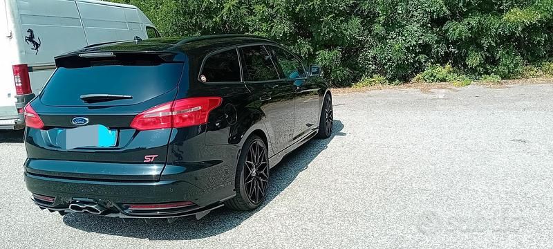 Usata Ford Focus ST 2017 Nero Station wagon