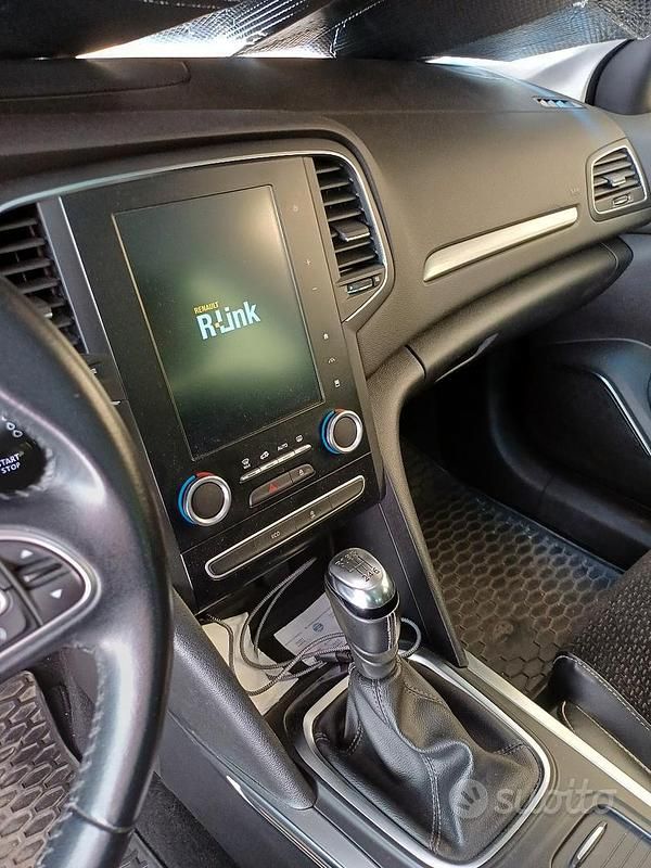 Usata Renault Mégane IV 116 CV (85 kW) 2018 Bianco Berlina