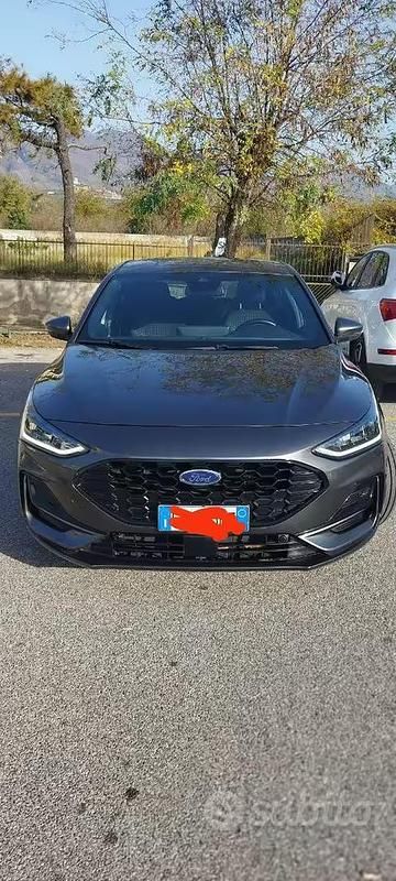 Usata Ford Focus ST-Line X 115 CV (84 kW) 2023 Grigio Berlina