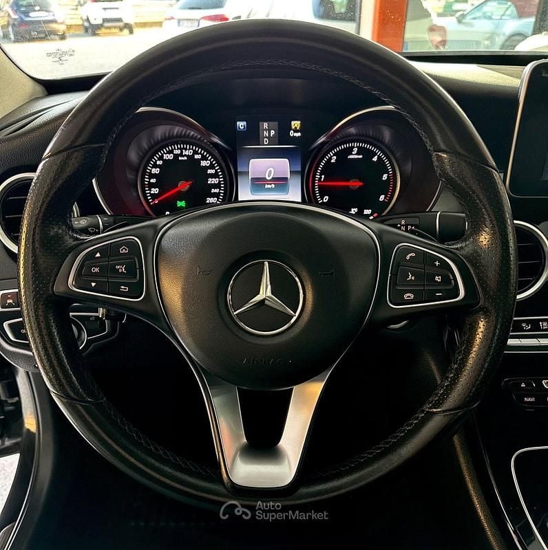Usata Mercedes C220 170 CV (125 kW) 2018 Nero Berlina