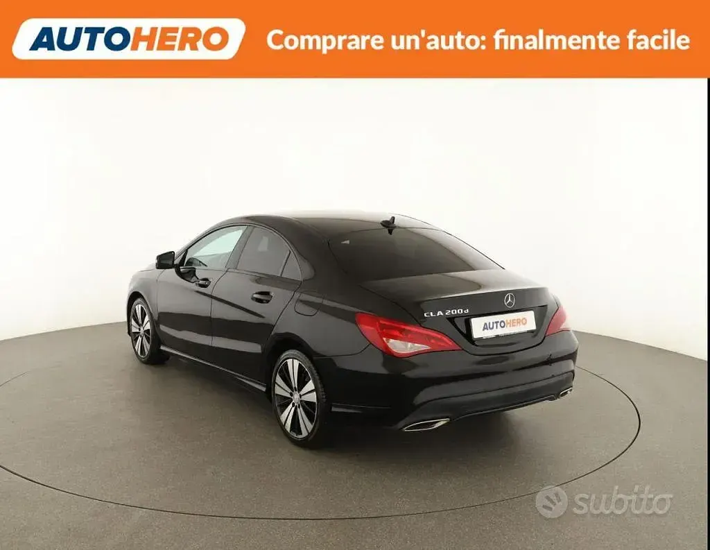 Usata Mercedes CLA200 136 CV (100 kW) 2017 Nero Coupé