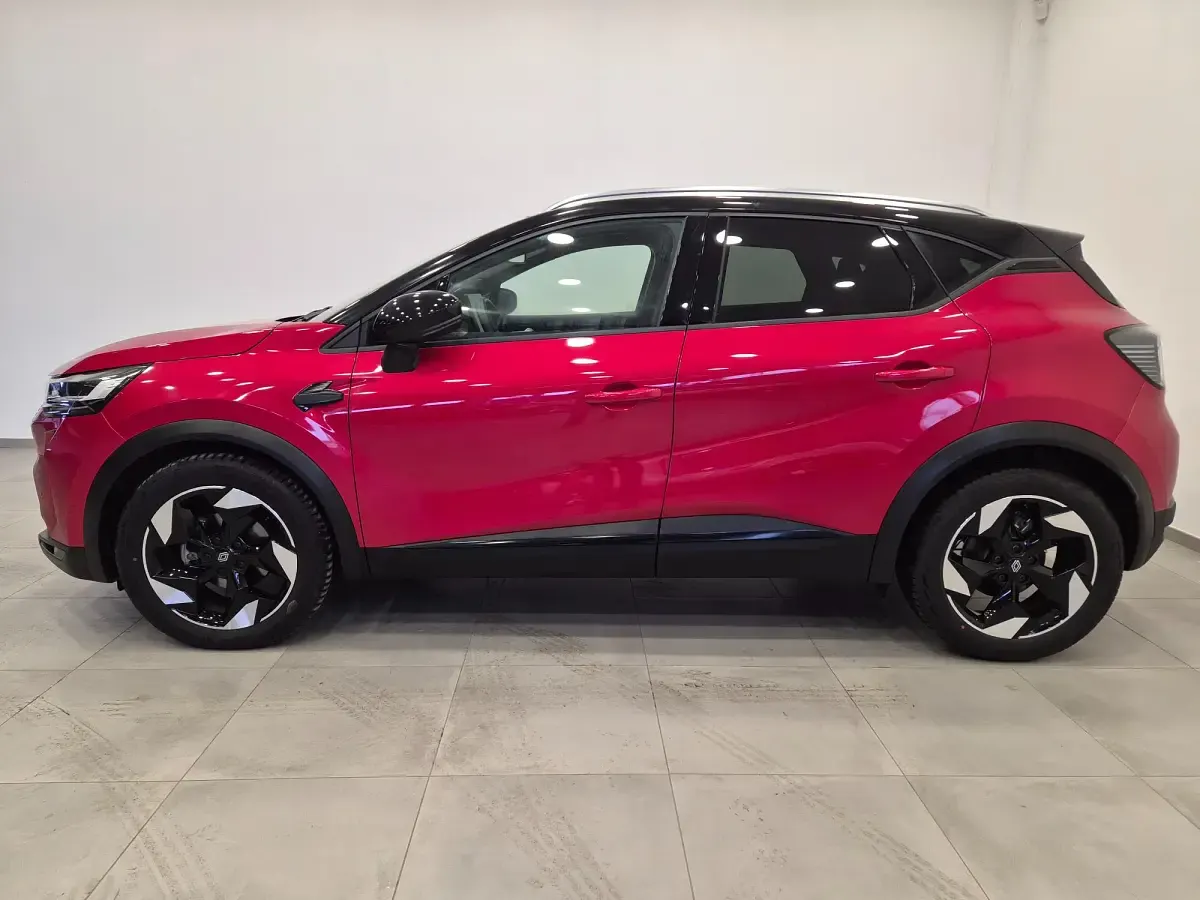 Gebraucht Renault Captur 101 PS (74 kW) 2025 Rot SUV