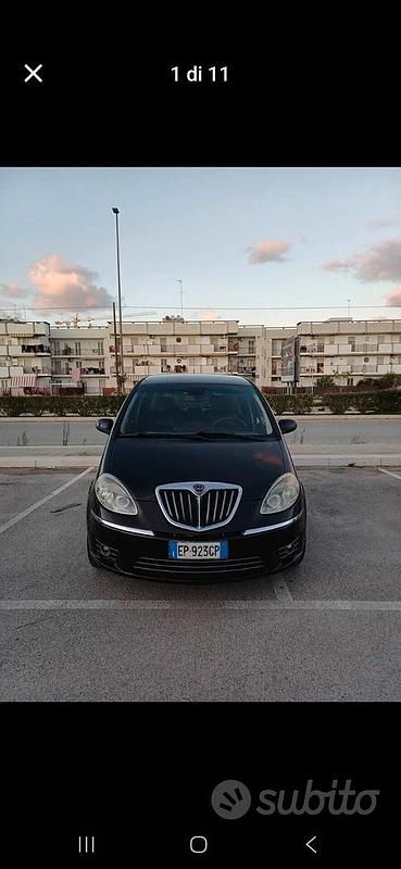 Usata Lancia Musa 95 CV (69 kW) 2012 Nero Monovolume