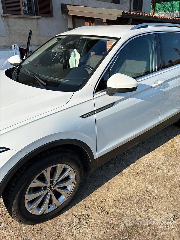 Usata VW Tiguan 150 CV (110 kW) 2021 Bianco SUV