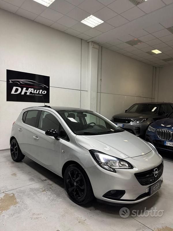 Usata Opel Corsa 90 CV (66 kW) 2017 Grigio Utilitaria