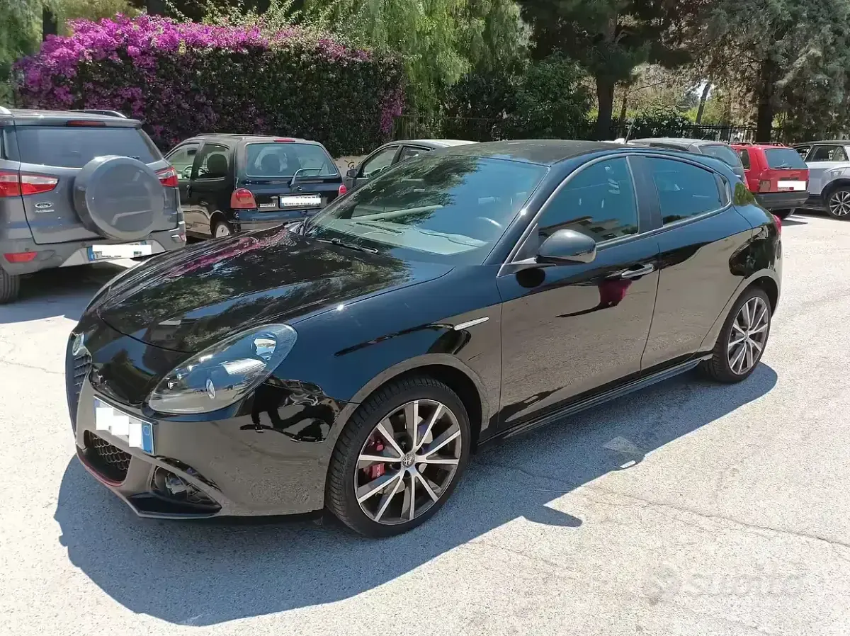Usata Alfa Romeo Giulietta 120 CV (88 kW) 2019 Nero Utilitaria