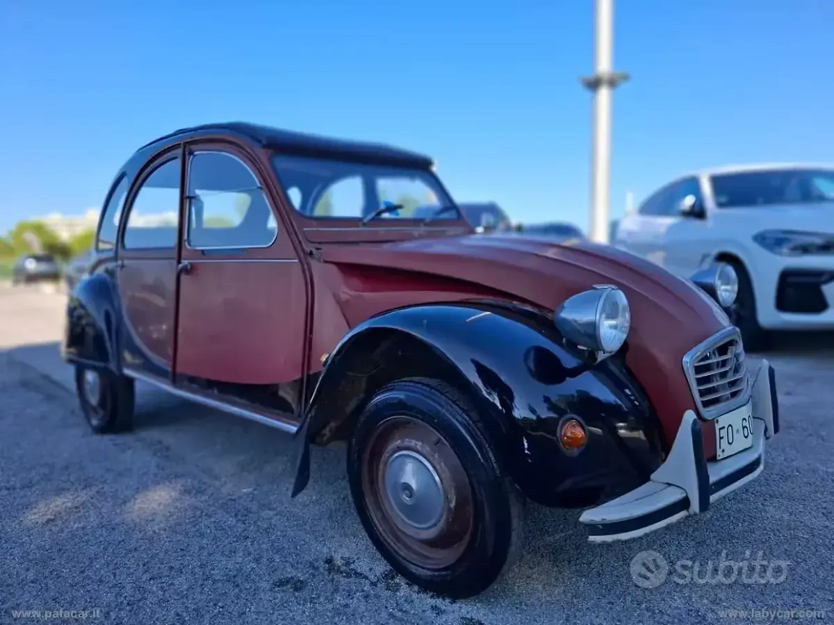 Usata Citroën 2CV Charleston 29 CV (21 kW) 1982 Rosso Berlina