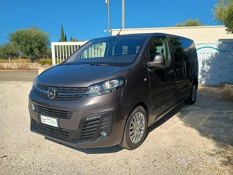 Usata Opel Zafira Life Business Edition 120 CV (88 kW) 2021 Grigio Monovolume