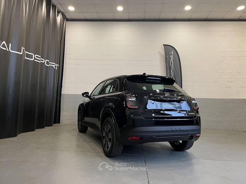 Nuova Fiat 600 Icon 110 CV (80 kW) 2025 Nero SUV