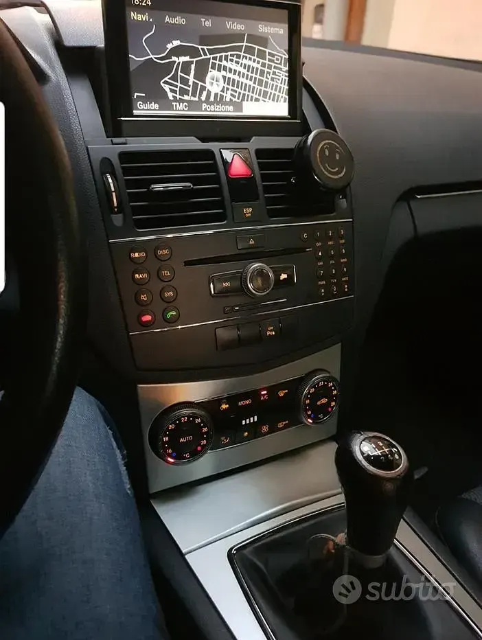 Usata Mercedes C220 170 CV (125 kW) 2007 Nero Berlina