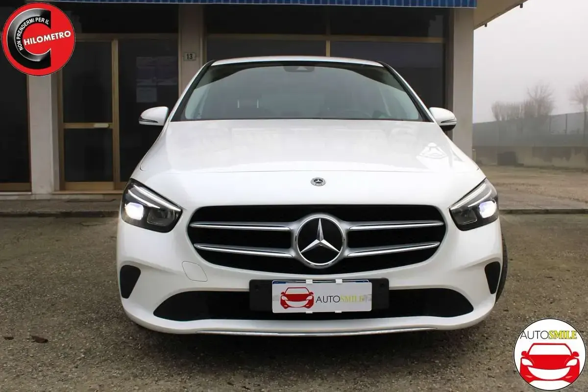 Usata Mercedes B200 150 CV (110 kW) 2022 Bianco Utilitaria