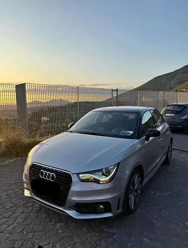 Usata Audi A1 Ambition 105 CV (77 kW) 2012 Utilitaria