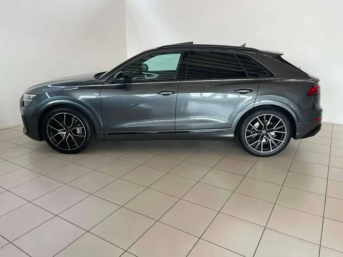 Usata Audi Q8 S-Line 286 CV (210 kW) 2025 Other SUV