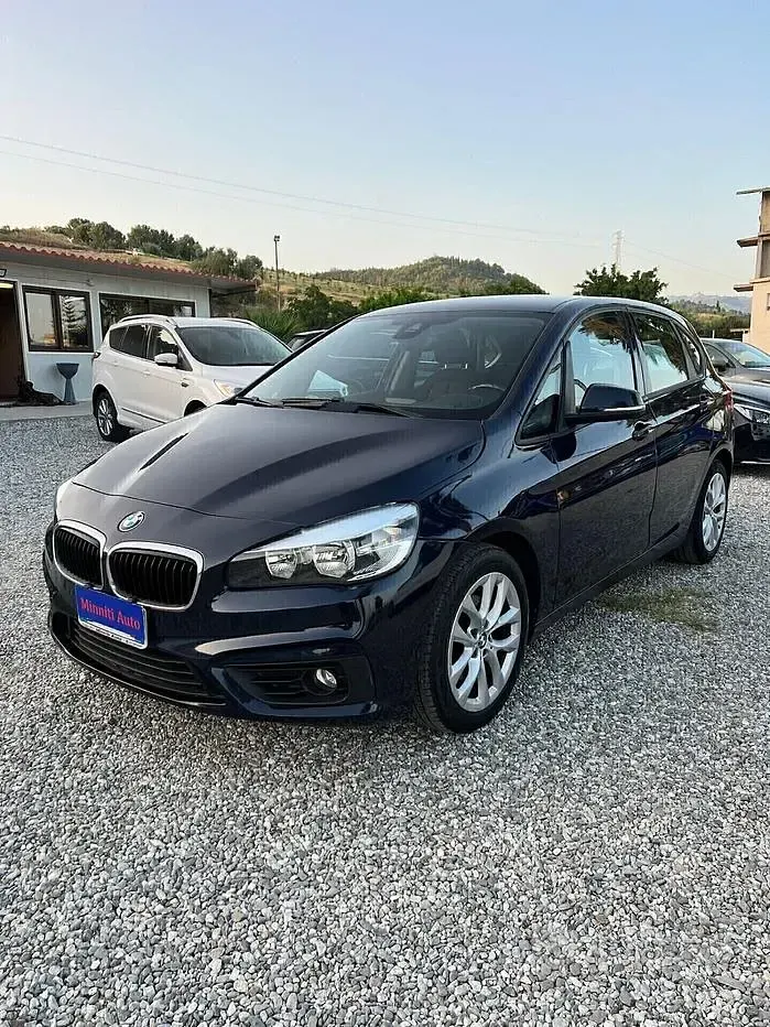 Usata BMW 216 Active Tourer Sport Line 116 CV (85 kW) 2014 Blu Monovolume