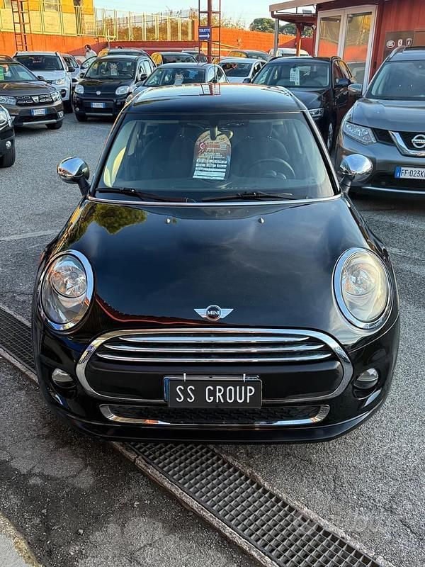 Usata Mini One D 95 CV (69 kW) 2016 Nero Utilitaria