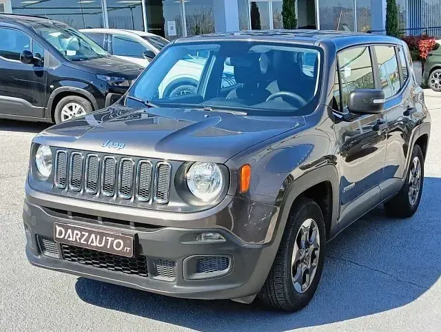 Usata Jeep Renegade Sport 110 CV (80 kW) 2017 SUV