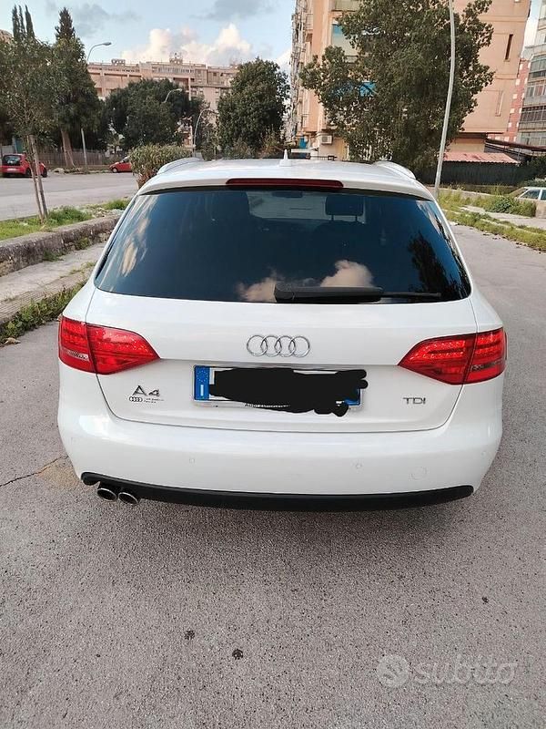Usata Audi A4 143 CV (105 kW) 2011 Bianco Station wagon