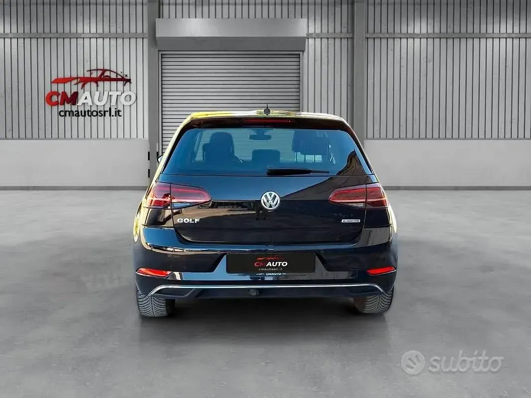Usata VW Golf VII Highline 130 CV (95 kW) 2019 Berlina
