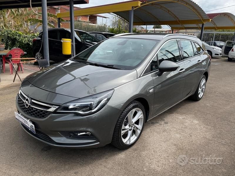 Usata Opel Astra S 136 CV (100 kW) 2017 Grigio Berlina