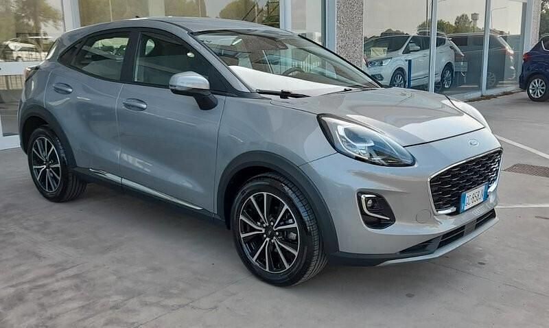 Usata Ford Puma Titanium 125 CV (91 kW) 2020 Grigio SUV