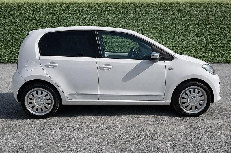 Usata VW up! 75 CV (55 kW) 2015 Bianco Utilitaria