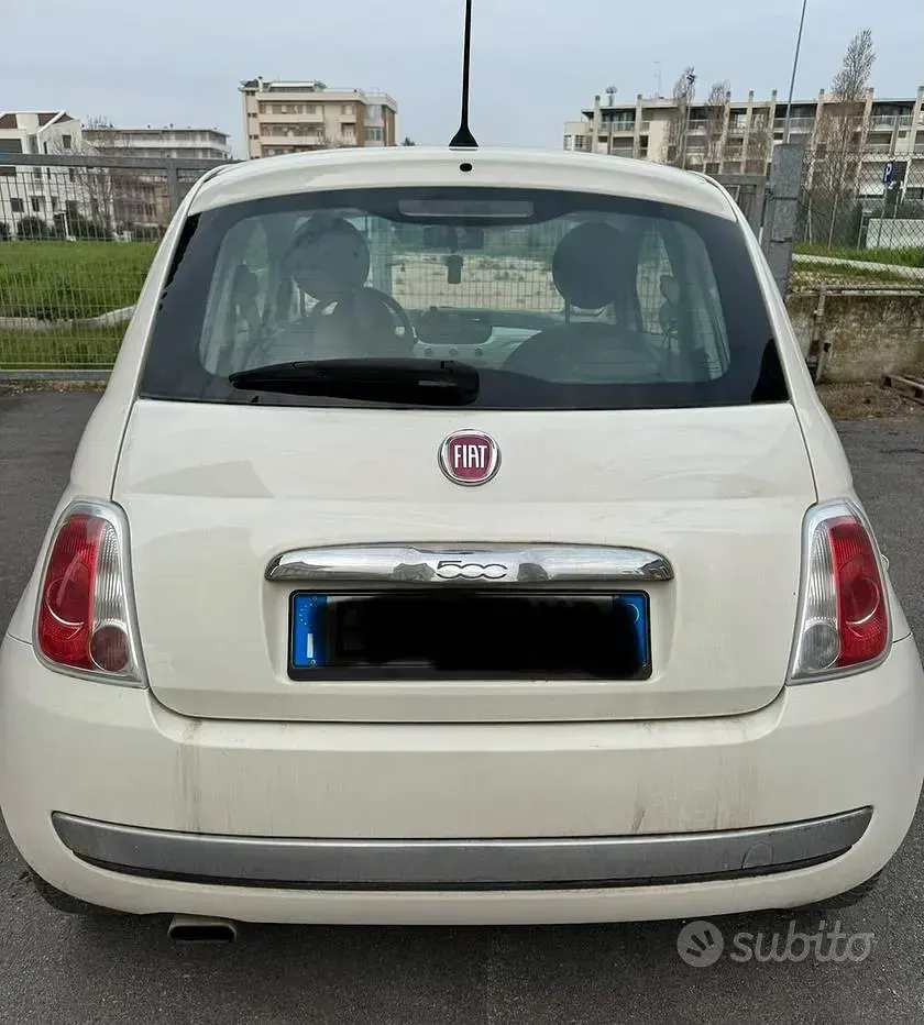 Usata Fiat 500 Lounge 95 CV (69 kW) 2013 Bianco Utilitaria