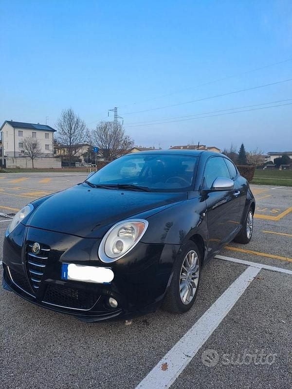 Nero Usata 2012 Alfa Romeo MiTo Progression Due volumi | 5300 € (Buon prezzo) - Immagine 1/4