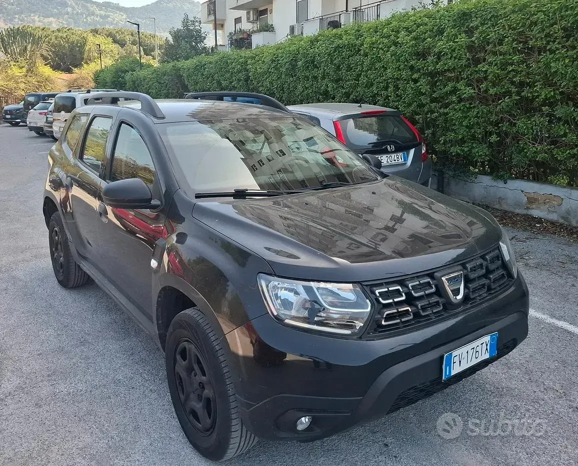 Usado Dacia Duster Comfort 109 CV (80 kW) 2019 Negro SUV