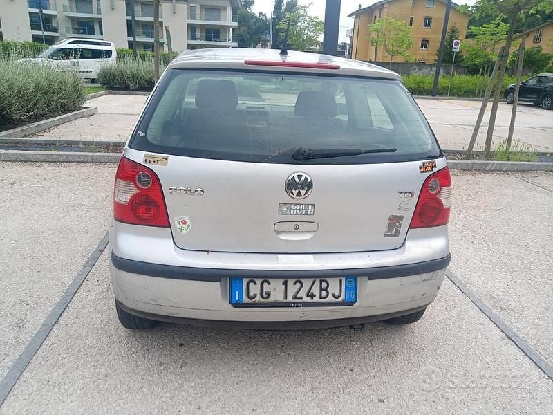 Usata VW Polo 75 CV (55 kW) 2003 Utilitaria